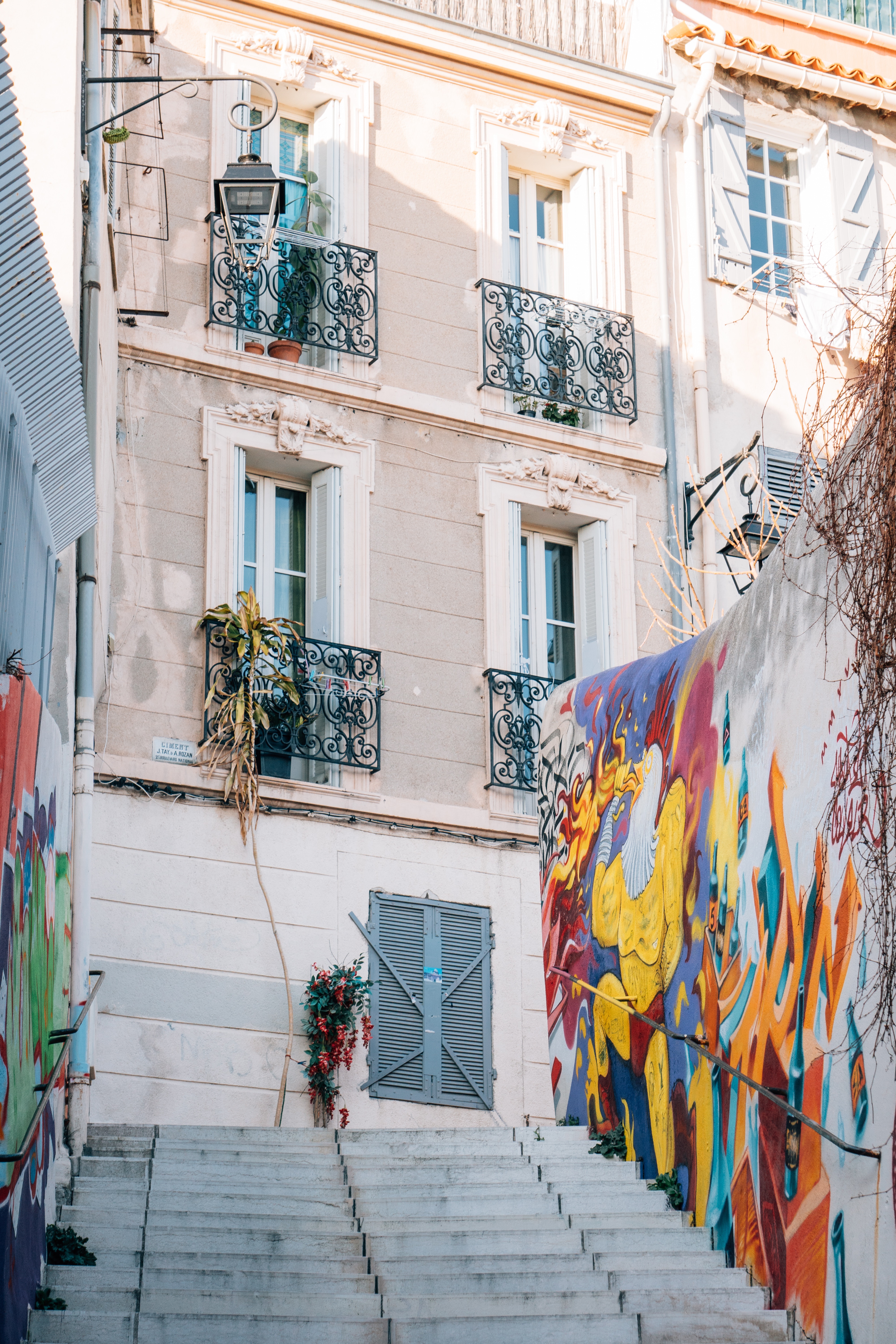 emplois-sans-diplômes-marseille